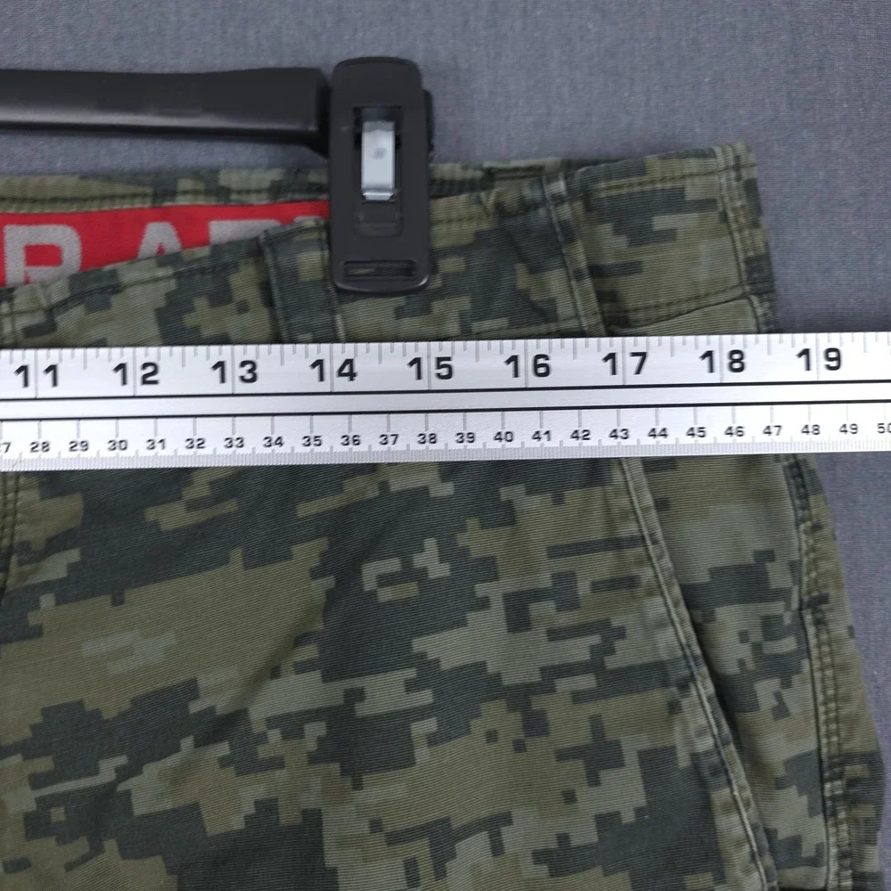 Under Armour‎ Cargo Pants Mens 38x32 (Fits 37x30) Digital Camo Tactical Military